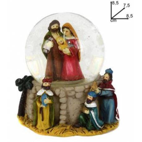 Boule de Neige avec nativite - hauteur 8.5 cm